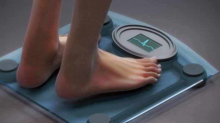 هل السكر يزيد الوزن